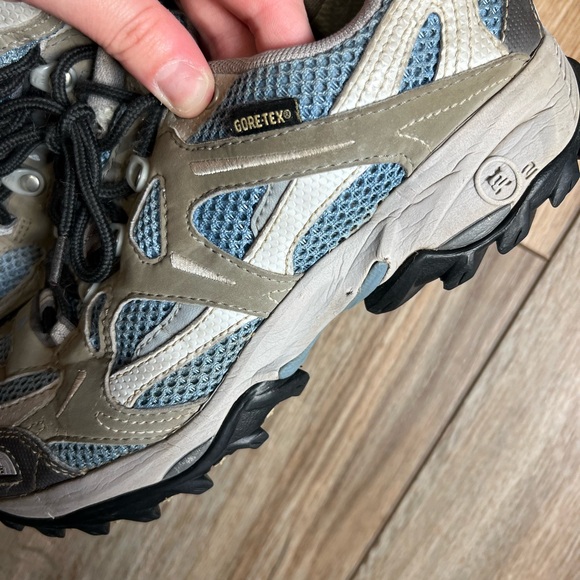 The North Face Tan and Blue Trail Shoes - Picture 9 of 9